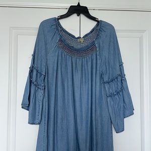 UEC Democracy Chambray and smocked dress size 1X